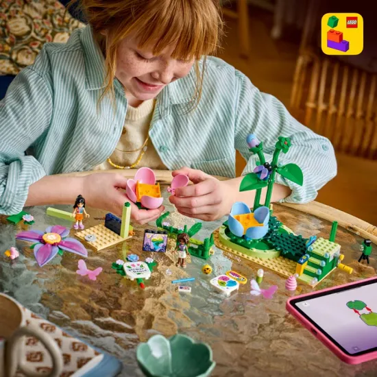 LEGO Friends 42702 Blumen-Karussell mit Feen