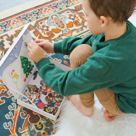Magnetbuch mit Weihnachtsmotiven für Kinder