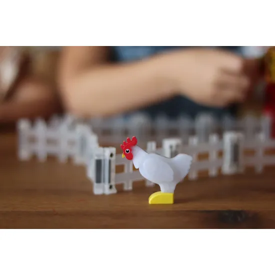 Mit dem Magnetbausatz können Sie Ihren eigenen Bauernhof bauen.