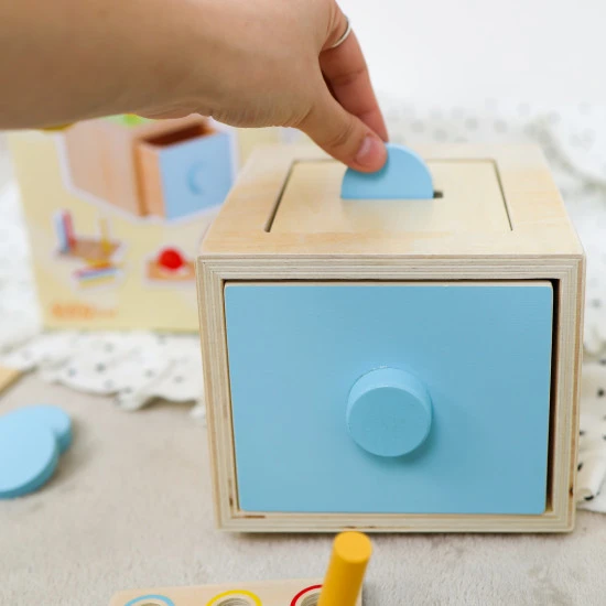 Die Montessori-Box 4 in 1 ist das beste Multifunktionsspielzeug für die kindliche Entwicklung