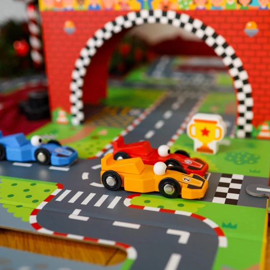 Rennstrecken-Puzzlepfad