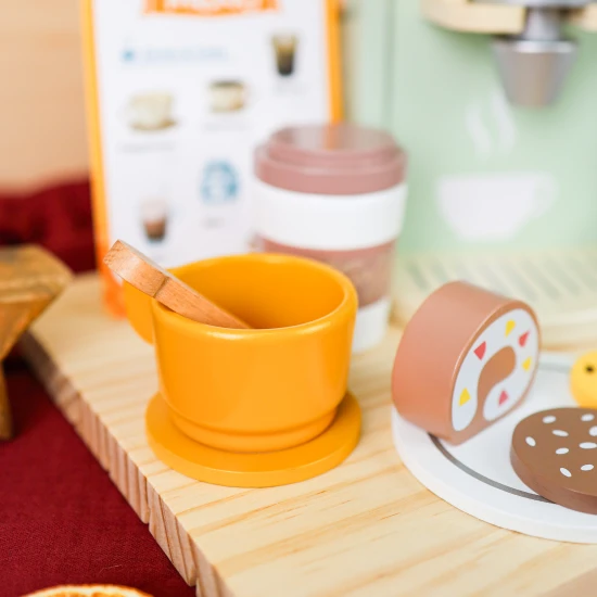 Holzkaffeemaschine für Kinder Pastell