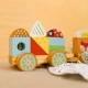 Tooky Toy Holz-Klappeisenbahn mit Spielteilen für Kinder ab 18 Monaten.
