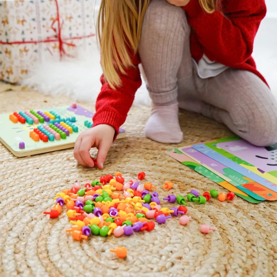 Kinderbrettspiel Kleines Mosaik zur Entwicklung der Kreativität