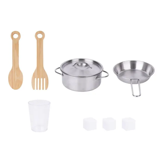 Die Holz-Kinderküche von Tooky Toys – der ideale Ort für kleine Köche, um Fantasie und Teamwork zu entwickeln.