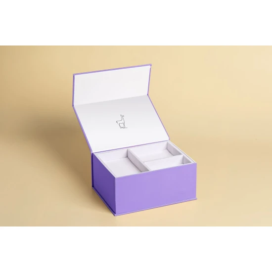 Verspielte Kinderkamera rosa/purple – Spaß, Kreativität und unvergessliche Momente.