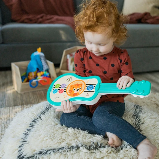 Musikspielzeug Holz-Ukulele Magic Touch HAPE 6m+ Baby Einstein 12609-6