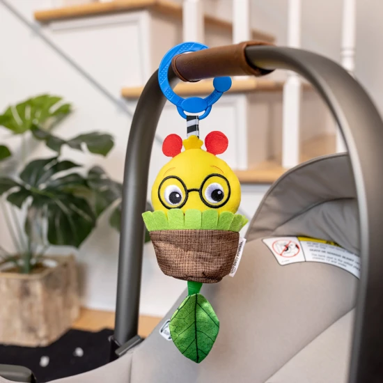 Ziehspielzeug mit Rassel am C-Ring Cal-a-Puller™ 0M+ Ziehspielzeug mit Rassel am C-Ring Cal-a-Puller™ 0M+ Baby Einstein 16887-6