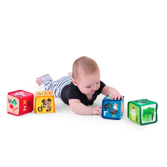 Textil-ABC-Würfel Alpha Stacks™ 4 Stück, 3M+ Baby Einstein 17304-4