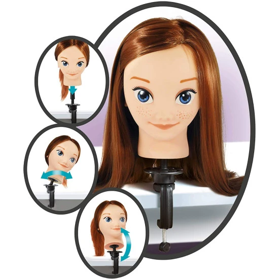 Kinder-Friseurstudio mit realistischem Stylingkopf und Frisierzubehör.