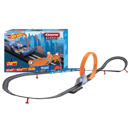 Carrera GO Challenger Hot Wheels Autorennbahn mit einem Night Shifter Auto auf einer 6 m langen Strecke.