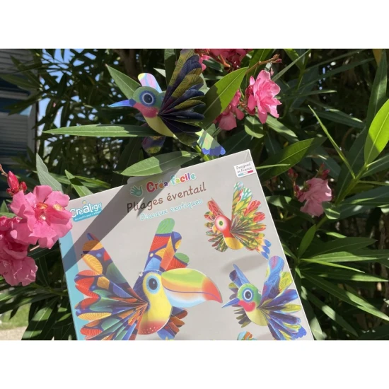 Kreation aus Papier Exotische Vögel