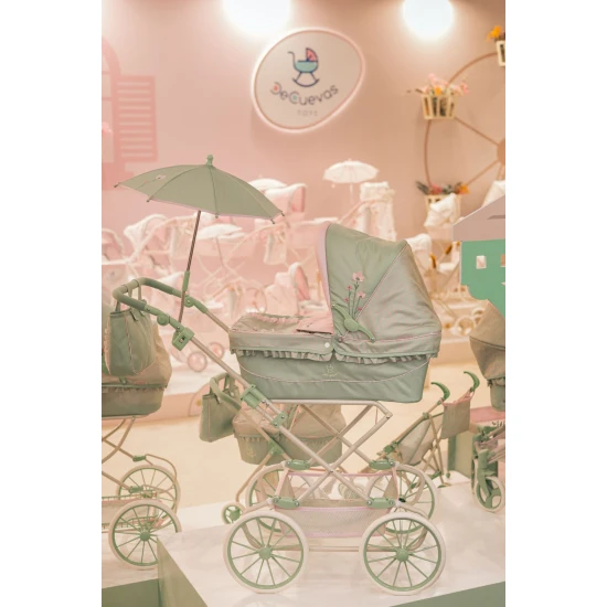 Klappbarer REBORN Puppenwagen mit Sonnenschirm und Zubehör DeCuevas Botanic 2026 90 cm Klappbarer REBORN Puppenwagen mit Sonnenschirm und Zubehör DeCuevas Botanic 2026 90 cm