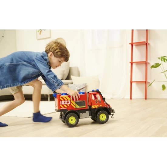 Feuerwehrauto Mercedes-Benz Unimog U530 50 cm Feuerwehrauto Mercedes-Benz Unimog U530 50 cm – Dickie Toys D3719033