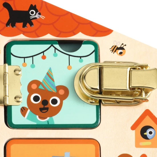 Holzmotorikspiel für Kinder - Schlösser öffnen und Räume entdecken