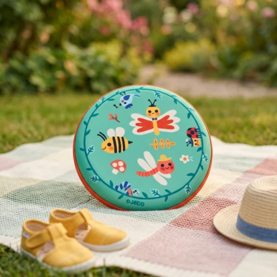 Fliegende Untertasse, süßes Insekt