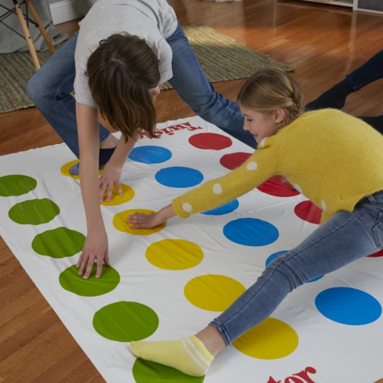 twister unterhaltsames spiel fuer kinder und erwachsene