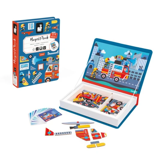 Das Magnetbuch besteht aus 60 Magneten und 18 farbigen Modellkarten, die Feuerwehrleute und ihre Fahrzeuge darstellen.