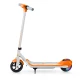 Weißer Kiddoboo KiddoRider Kinder-Elektroroller mit Anti-Rutsch-Pad, LED-Licht und klappbarem Rahmen – ideal für Kinder ab 6 Jahren.