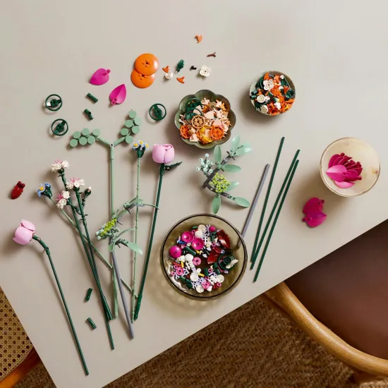 LEGO Botanicals 10280 – ein wunderschöner Strauß rosa Blumen