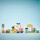 LEGO DUPLO Krankenwagen und Fahrer mit Figuren eines Mädchens, eines Fahrers und eines Krankenwagens, Kinderbausatz zur Entwicklung sozialer Fähigkeiten und motorischer Fähigkeiten.