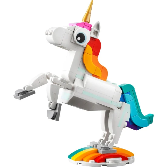 Der LEGO® Creator 3-in-1-Bausatz (31140) mit einem magischen Einhorn, einem Seepferdchen und einem Pfau enthält farbenfrohe positionierbare Modelle zum Bauen und Ausstellen, ideal für Kinder ab 7 Jahren.