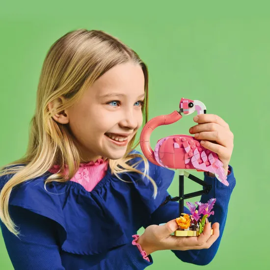 LEGO® Creator 3-in-1-Bausatz mit rosa Flamingo, Kakadu und Axolotl – Spaß und kreatives Bauen für Kinder