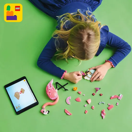 LEGO® Creator 3-in-1-Bausatz mit rosa Flamingo, Kakadu und Axolotl – Spaß und kreatives Bauen für Kinder