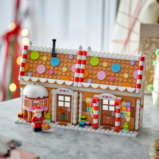LEGO 40809 Weihnachtliches Lebkuchenhaus LEGO 40809 Weihnachtliches Lebkuchenhaus