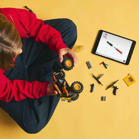 LEGO® Technic 42199 Monster Jam™ DIGatron™ – Action-Truck mit einziehbarem Motor und realistischen Reifen.