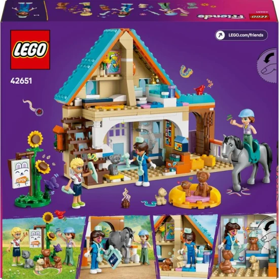 LEGO Friends 42651 – Tierklinik für Pferde und Haustiere mit Minifiguren, Pferd, Hunden und Katze