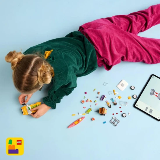 LEGO Friends 42659 – Ausflug mit Auto und Freunden mit Hund und Minipuppen