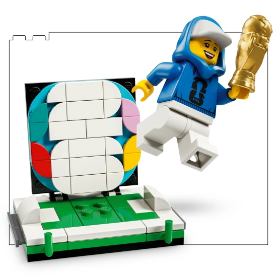 LEGO Editions 43020 Offizielle FIFA-Weltmeisterschaftstrophäe