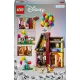 LEGO Disney House aus dem Film Oben: Detailliertes Modell mit Ballons, Schornstein und Charakterfiguren.
