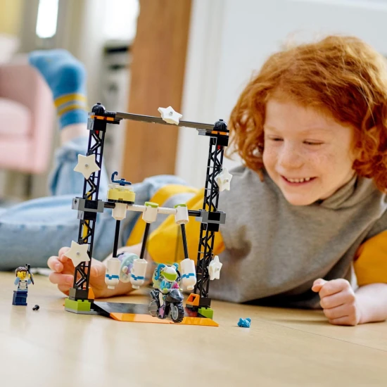 LEGO CITY Hammer-Stunt-Herausforderung LEGO CITY Hammer-Stunt-Challenge voller Action