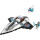 LEGO CITY Ein interstellares Raumschiff mit ausklappbaren Haupttriebwerken, einer Spielzeugbatterie für einen schnellen Start und einer Drohne, die sich in einen Jetpack für eine Minifigur der Raumfahrer verwandelt.