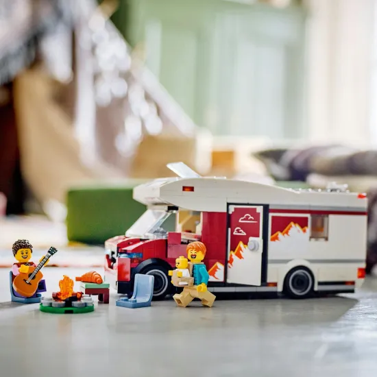 Abenteuer auf Rädern: LEGO CITY Holiday Caravan
