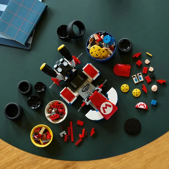 LEGO 72037 Mario Kart™: Mario und Standard-Kart