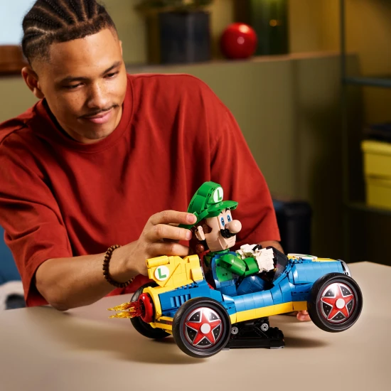 LEGO 72050 Mario Kart™ – Luigi und der Mach 8