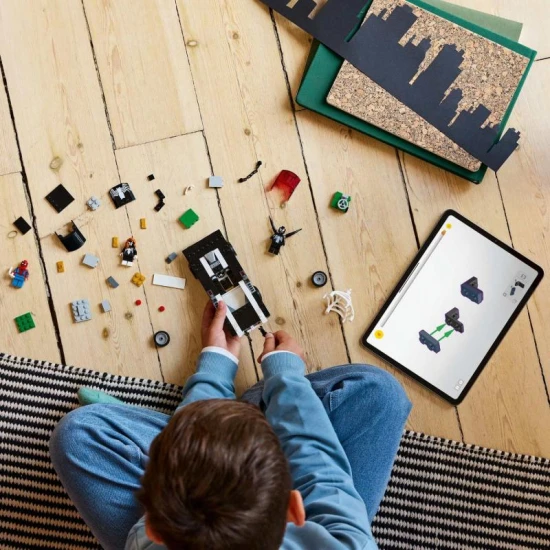 LEGO Spider-Man vs. Venom 76309 – Muscle Car mit Spider-Man, Venom und Spider-Woman Minifiguren