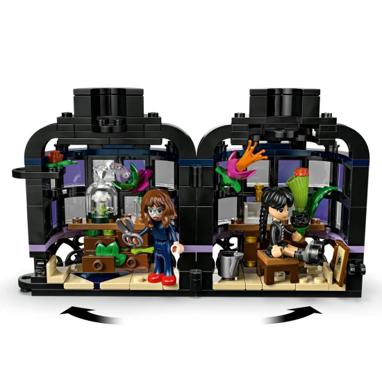 LEGO Wednesday 76784 Schwarze Dahlie mit Wednesday Addams und Professorin Thornhill