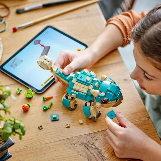 LEGO Jurassic World 76962 Kleine Bumpy Ankylosaurus mit beweglichem Kiefer und Schwanz