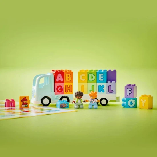 Der LEGO DUPLO Alphabet-Truck ist die perfekte Einführung in die Buchstabenwelt für Vorschulkinder.