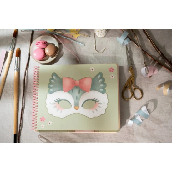 Little Dutch Buch mit Ausschneide-Masken Rosa