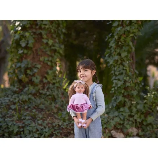Puppe ohne Ton, 35 cm, mit weichem Stoffkörper und langen Haaren am ganzen Kopf, handgefertigt in Spanien, in einer Geschenkbox, geeignet für Kinder ab 3 Jahren.