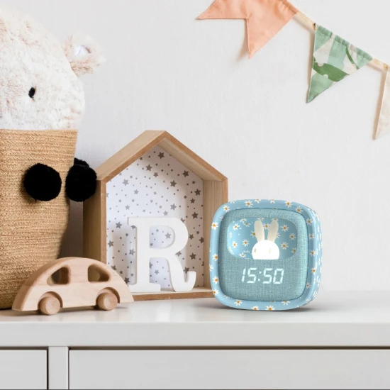 Wecker mit Nachtlicht MOB Billy Clock Blue Flower Wecker mit Nachtlicht MOB Billy Clock Blue Flower