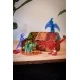 Magnetisches Dino-Bauset mit Dinosauriern und bunten Teilen.