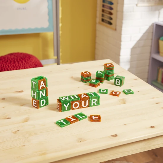 Spielerisches Lernen von Mathematik mit MAGNA-Tiles