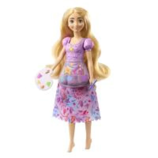 Disney Prinzessin Rapunzel mit Märchenkleidung