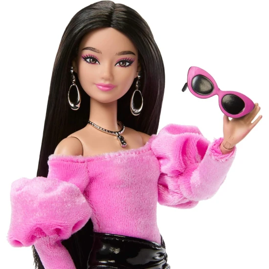 Mattel Barbie Deluxe Style Modepuppe mit schulterfreiem Top und Rock 25JJN76